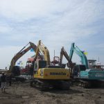 แบคโฮ cat / komatsu / kobelco